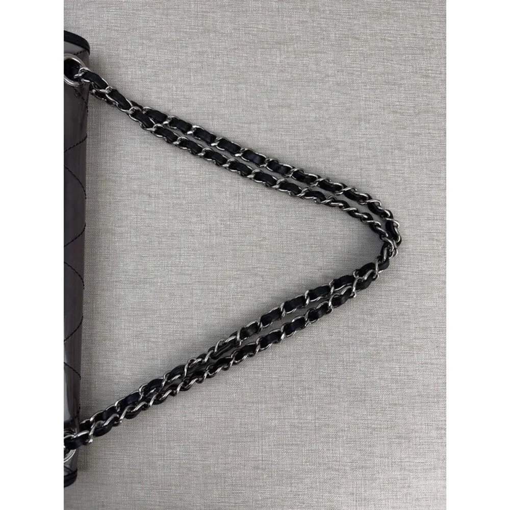 CHANEL Black Patent Leather Classic Flap Medium SHW